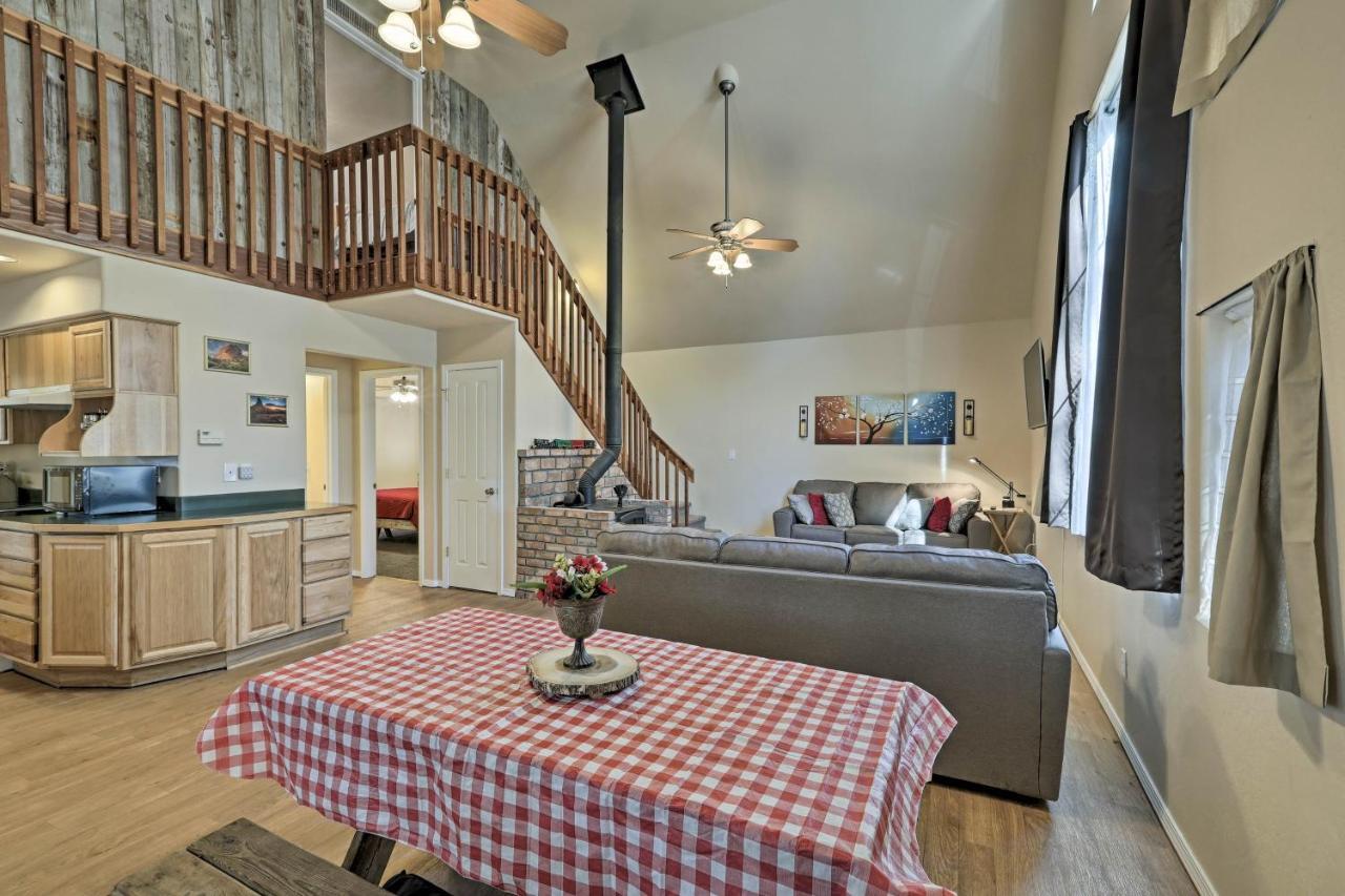 Family-Friendly Forested Home With Snow Play Area! Flagstaff Bagian luar foto