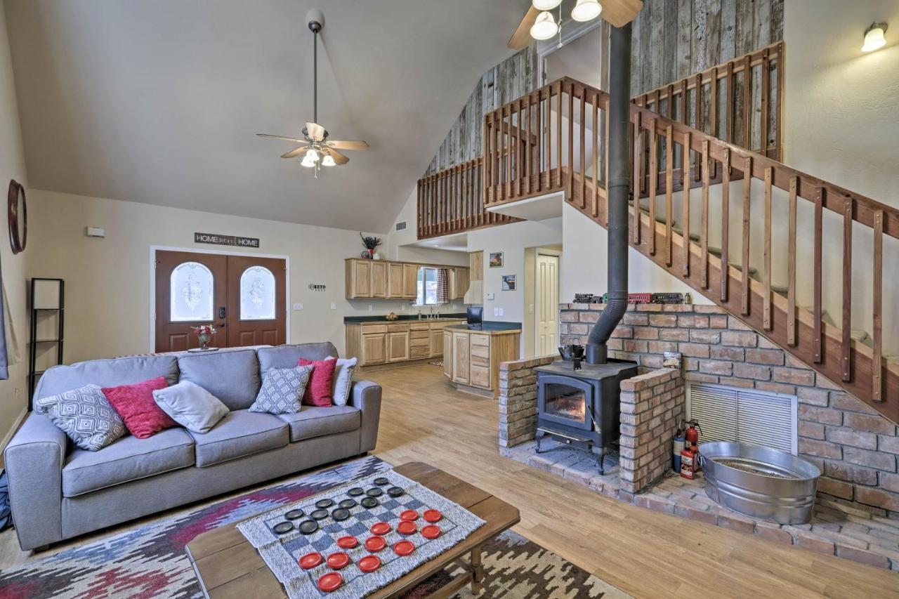 Family-Friendly Forested Home With Snow Play Area! Flagstaff Bagian luar foto